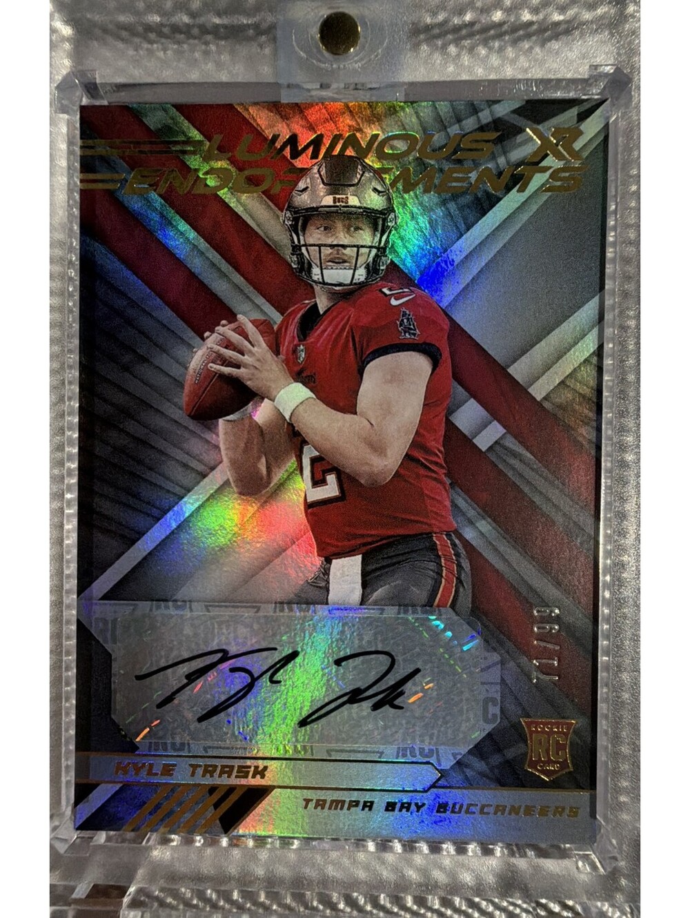 2021 Panini XR - Luminous Endorsements Kyle Trask #LUM-KTR /99 (AU, RC)